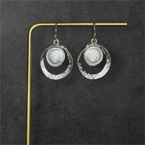 Silver double‎ circle earring